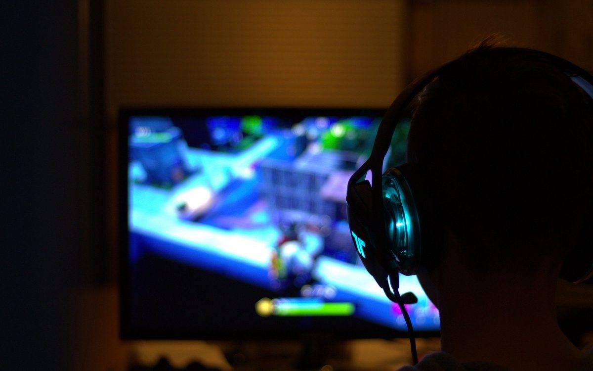 Alienware gaming desktop and laptop coupons & deals