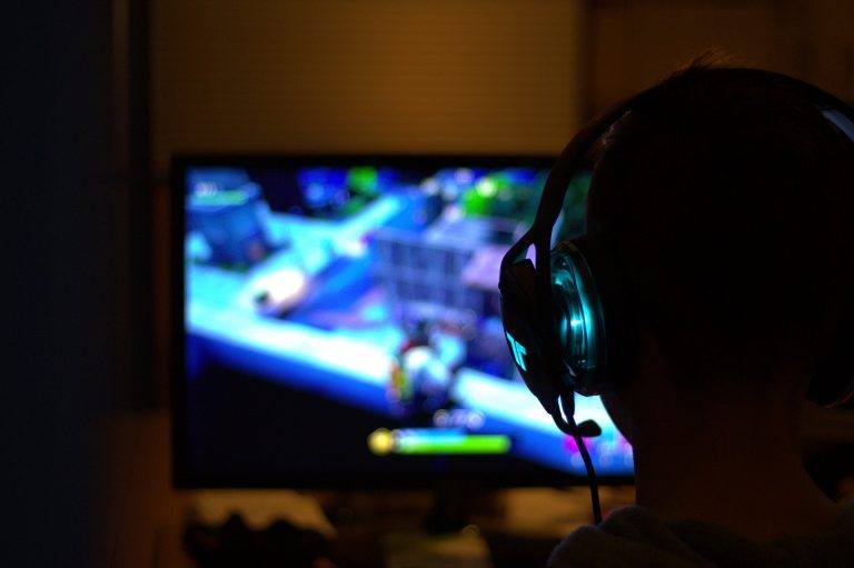 Alienware gaming desktop and laptop coupons & deals