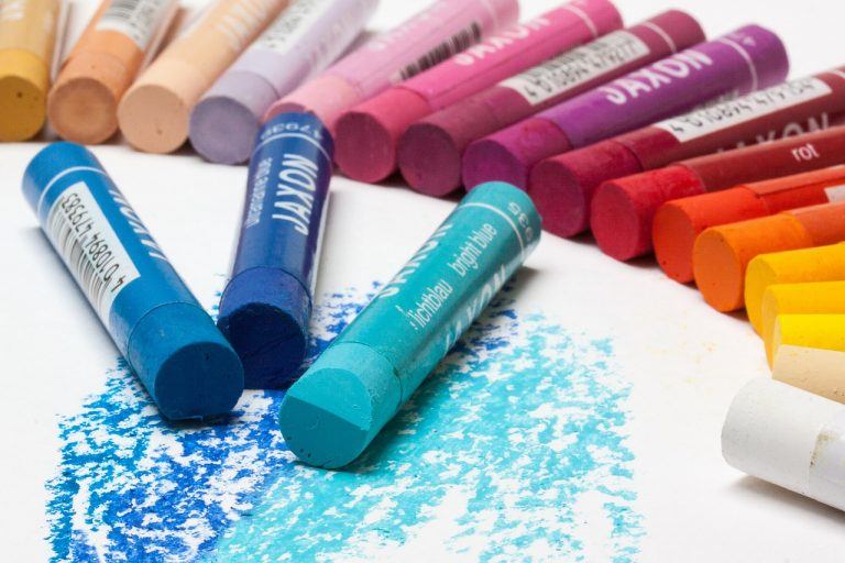 Drawing With Oil Pastel — Easy For Beginners (09/2023 Guide)