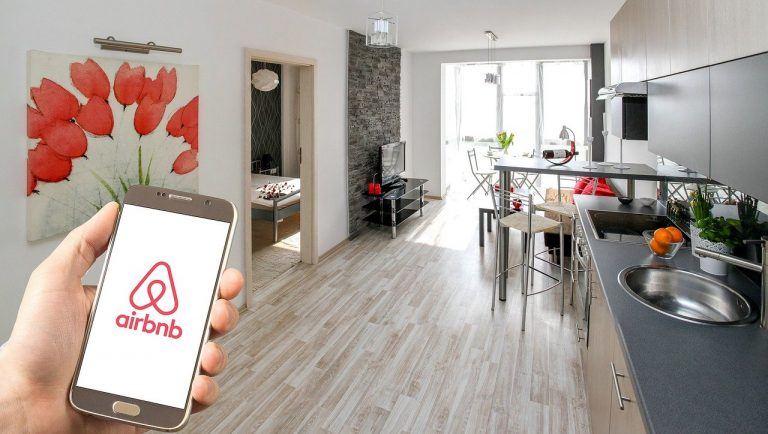 How to fix Airbnb coupons not working (2023)