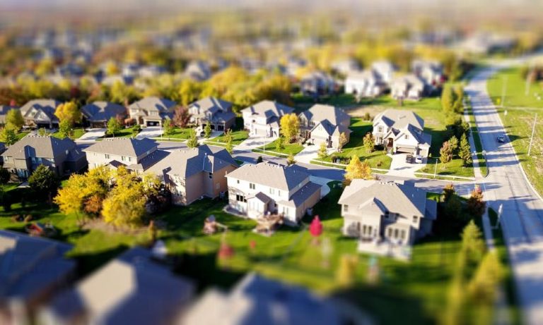 Who Lives At This Address – Search By Address (Free & Paid Methods) Who Lives At This Address – Search By Address (Free & Paid Methods)