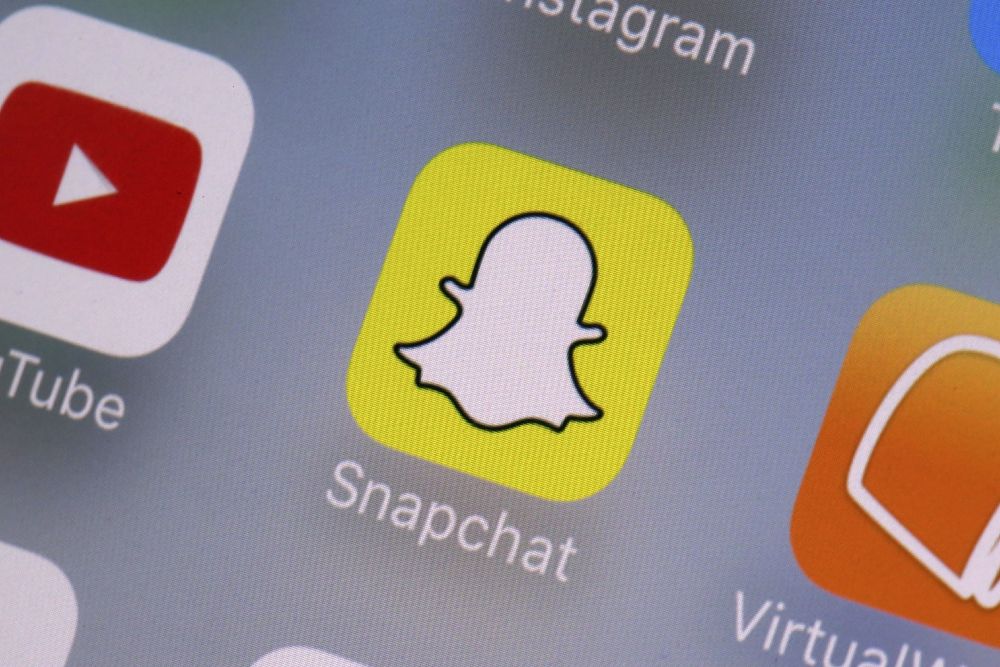 6 Ways to Find Someone on Snapchat by Phone Number (2024)