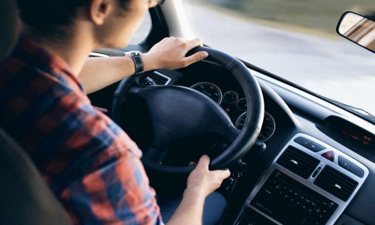 4 Best Ways to Find the Registered Owner of a Vehicle 4 Best Ways to Find the Registered Owner of a Vehicle