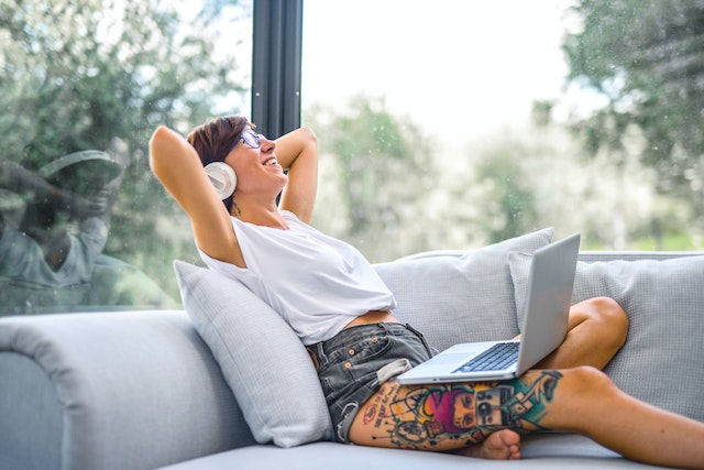 How to Buy Music on Amazon Freely & Easily (2023)