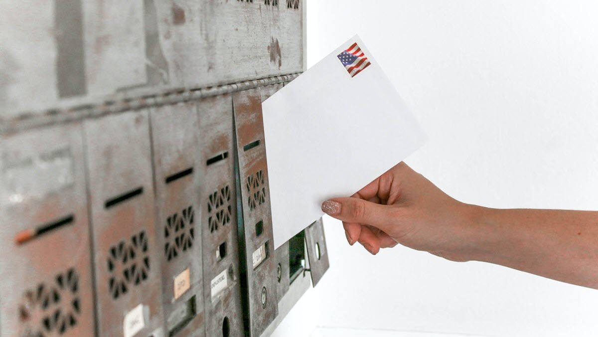 How to Find Someone's Mailing Address by Name