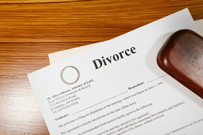 How to Look Up Divorce Records